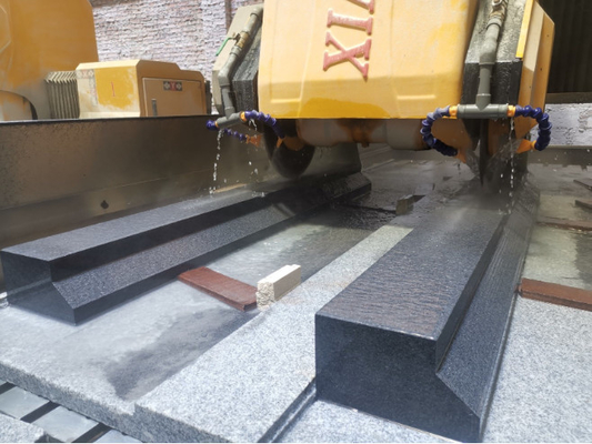 Высокая глубина CNC каменной режущей машины высокой скорости для мрамора