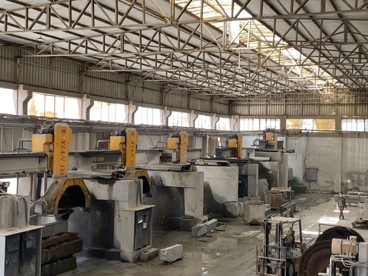 Мощная машина CNC для резки мостов с автоматическим движением стола