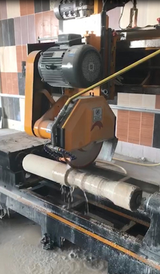 CNC двухкомпьютерная режущая машина с простым и практичным устройством