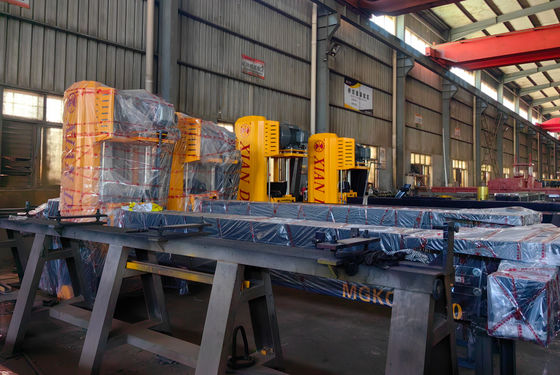 Машина для резки четырехколонных каменных плиток