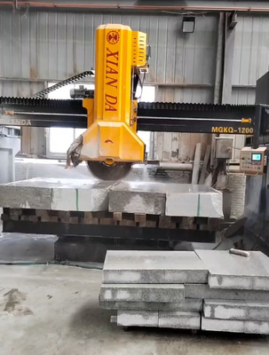 Четыре колонны средний блок резачкой для CURBSTONE