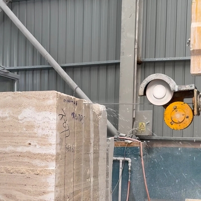 Мощная бриллиантовая дротовая пила CNC для точной и быстрой резки