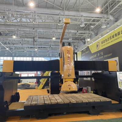 Создать 450/600 мостовой пилы режущей машины с CNC управления и безопасных функций
