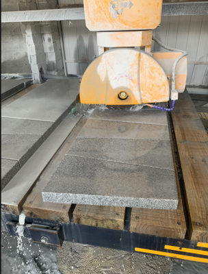 Четырехосная мостовая машина для резки камней с сервомотором на уровне 0-60°