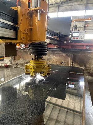 Высокопроизводительный мостовой автоматический шлифовальный станок для обработки камня