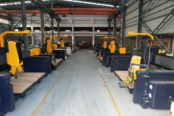 Автоматическая 5-осевая мостовая режущая машина с системой DDX