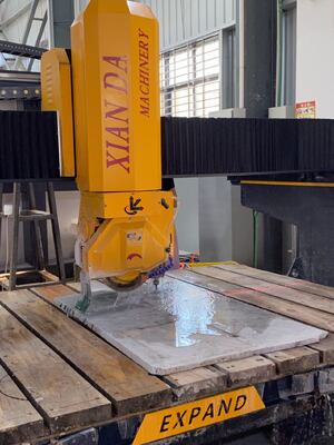 4 +1 Оси мостовой режущей машины для тяжелых задач