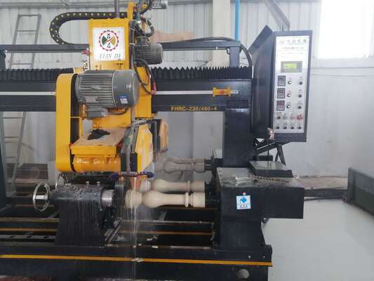 Высокоэффективный станок для резки балясин из 4 предметов с максимальным диаметром обработки 500 мм и управлением ПЛК/ЧПУ для точной обработки камня