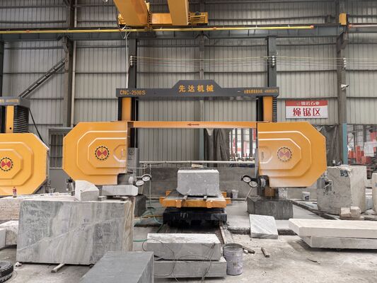 Высокоточный станок для резки алмазной проволокой XIANDA CNC-2500SA с грузоподъемностью 20 тонн и сервоприводным поворотным столом на 360 градусов для профилирования камня